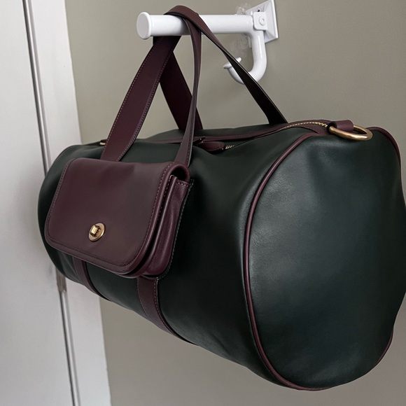 Coach Barrel Duffle - Picture 3 of 10
